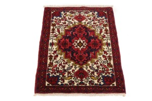 Vintage Cream Geometric 2'5X3'2 Heriz Persian Rug