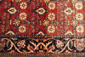 Semi Antique Red Floral 4'6X6'7 Mahal Persian Rug