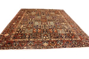 Vintage Brown Floral 10X13 Bakhtiari Persian Rug