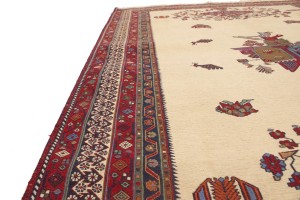 Cream Tribal 4'6X6 Sumak Persian Rug