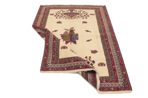 Cream Tribal 4'6X6 Sumak Persian Rug
