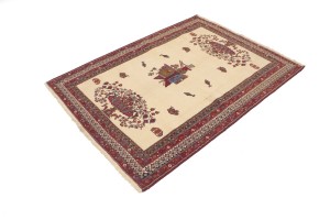 Cream Tribal 4'6X6 Sumak Persian Rug