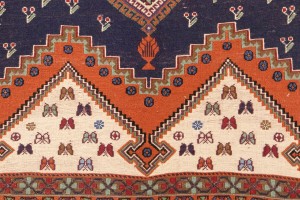 Plum Tribal 4X7 Sumak Persian Rug