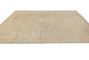 Muted Traditional Floral 9X13 Distressed Kerman Persian Rug