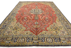 Vintage Classic Pictorial 10X14 Shahreza Persian Rug