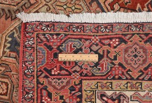 Vintage Rusty Red Geometric 7X9 Heriz Persian Rug