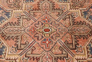 Vintage Rusty Red Geometric 7X9 Heriz Persian Rug