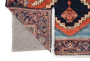 Vintage Geometric Tribal 5X6 Viss Persian Rug