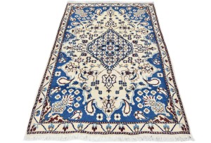 Semi Antique Floral Classic 2'8X4'2 Nain Persian Rug