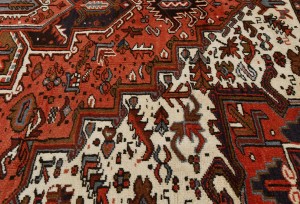 Bittersweet Red Vintage Traditional Geometric 8X11 Heriz Persian Oriental Rug