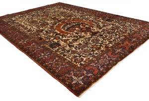 Vintage Floral Traditional 7'0X9'6 Bakhtiari Persian Rug