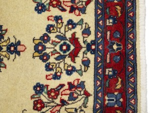 Vintage Cream Floral 2'3X2'7 Sarouk Persian Rug