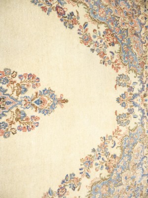 Cream Semi Antique Traditional Floral 9X17 Kerman Persian Rug