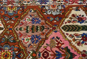 Vintage Rusty Red Floral 3X5 Bakhtiari Persian Rug