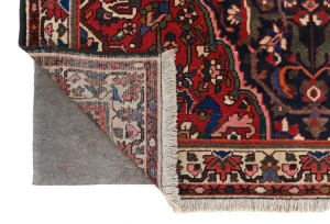 Vintage Red Flora Traditional 5'4X9'8 Bakhtiari Persian Rug