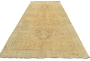 Vintage Muted Beige Tribal 5X9 Shiraz Persian Runner Rug