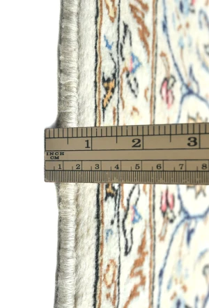 Vintage Cream Traditional Floral 6'5X9'9 Kashan Persian Rug