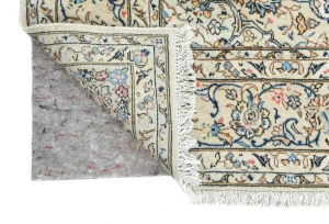 Vintage Cream Traditional Floral 6'5X9'9 Kashan Persian Rug