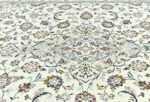 Vintage Cream Traditional 6'4X9'6 Kashan Persian Rug