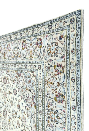 Vintage Cream Traditional 6'4X9'6 Kashan Persian Rug