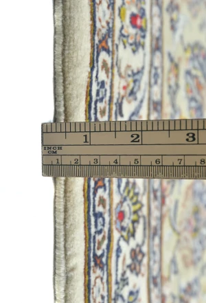 Vintage Cream Traditional 8X11 Kashan Persian Rug