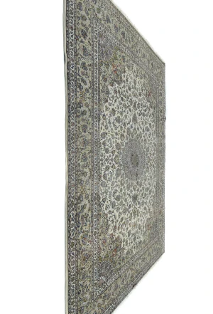 Vintage Cream Traditional 8X11 Kashan Persian Rug