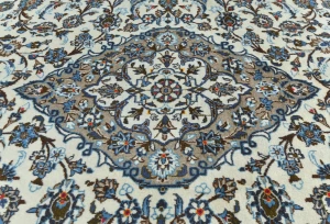 Vintage Cream Floral Traditional 8x11 Kashan Persian Rug