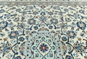 Vintage Cream Traditional  Floral 7X10 Kashan Persian Rug