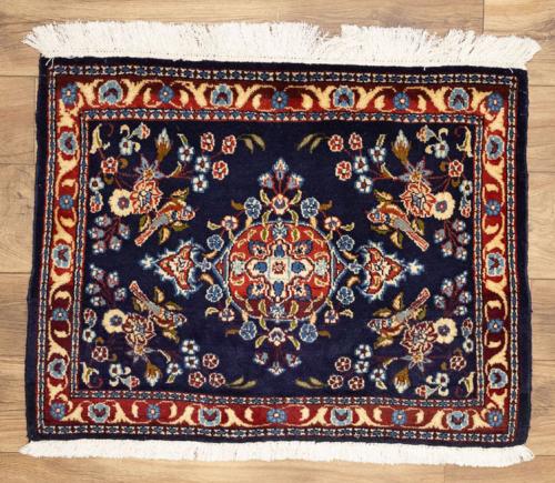 2'2 x 2'8 Hand Knotted Kashan Pictorial Persian Wool Rug