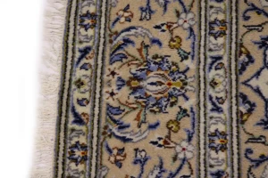 Vintage Cream 7X10 Traditional Kashan Persian Rug