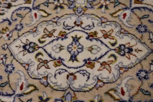 Vintage Cream 7X10 Traditional Kashan Persian Rug