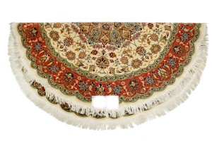 Cream Classic 5'5X5'5 Tabriz Persian Rug