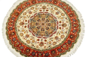 Cream Classic 5'5X5'5 Tabriz Persian Rug