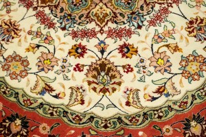 Cream Classic 5'5X5'5 Tabriz Persian Rug