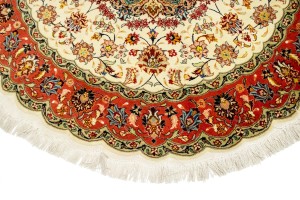 Cream Classic 5'5X5'5 Tabriz Persian Rug