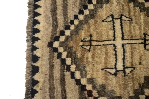 Vintage Beige Tribal 4X6 Shiraz Persian Rug