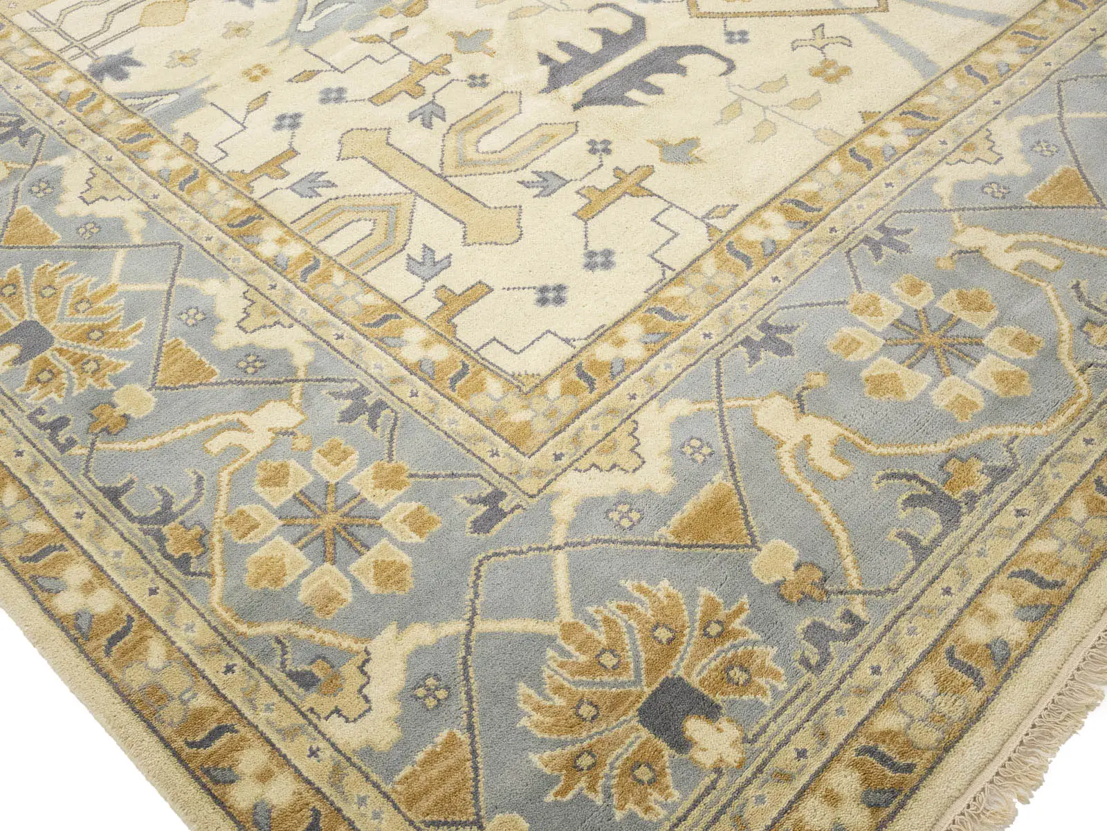 Ivory Floral Traditional 12x18 Oushak Oriental Rug