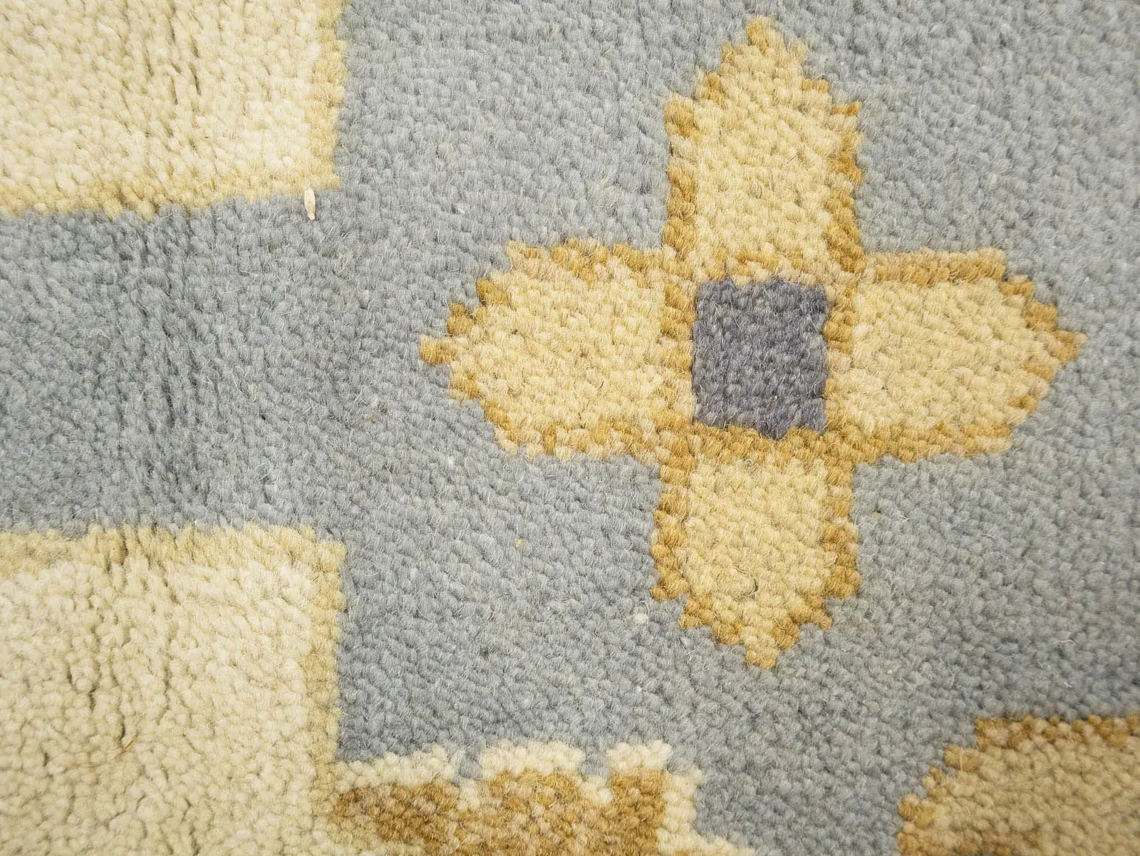 Ivory Floral Traditional 12x18 Oushak Oriental Rug