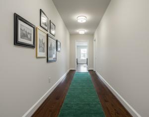 Green Modern Solid 2X9 Hand-Loomed Oriental Runner Rug
