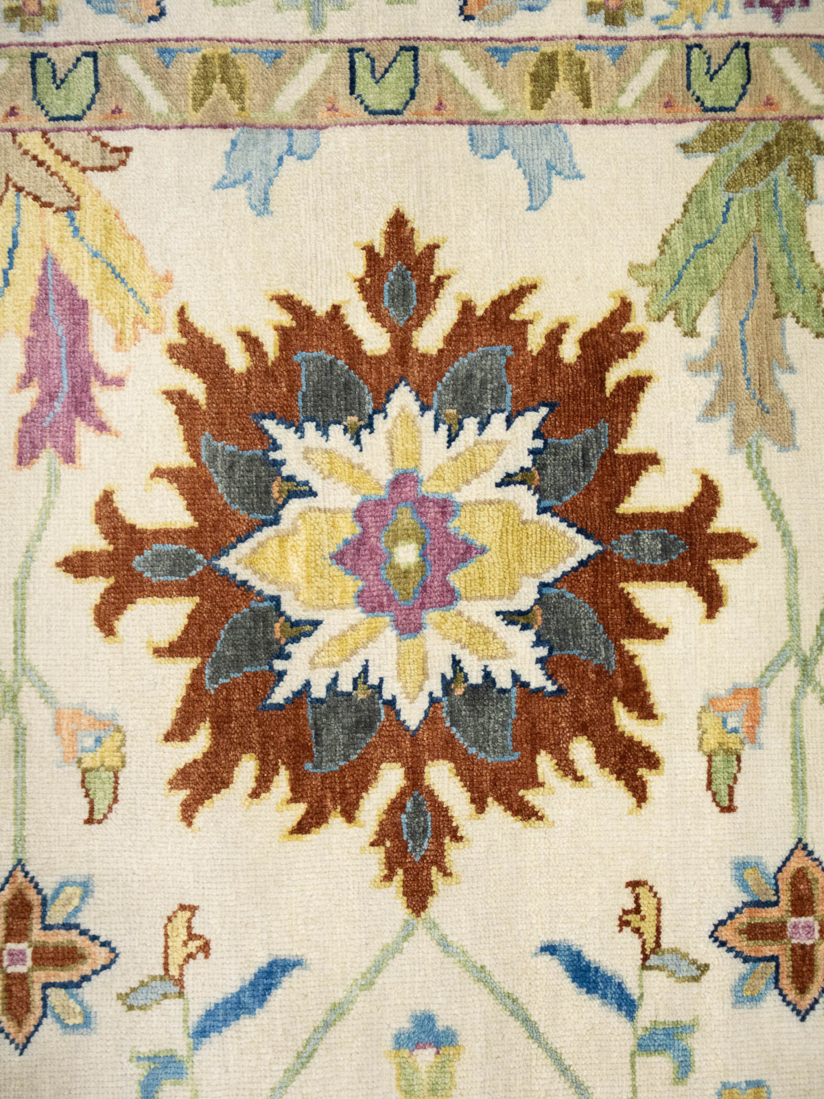 Ivory Floral Traditional 9x12 Chobi Oriental Rug