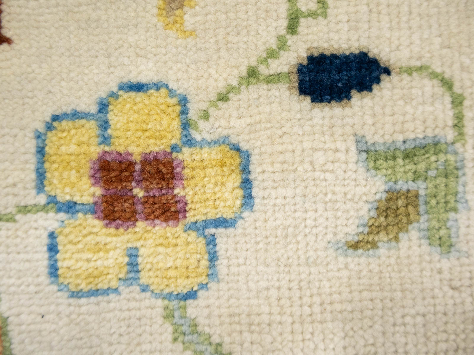 Ivory Floral Traditional 9x12 Chobi Oriental Rug