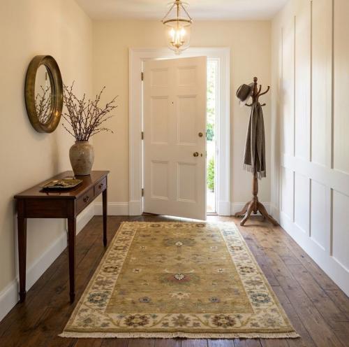 Tan Floral Traditional 3X5 Oushak Chobi Peshawar Oriental Rug