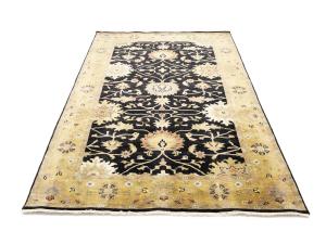 Black Traditional Floral 5x8 Oushak Chobi Oriental Rug
