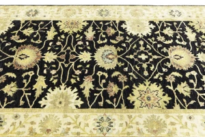 Black Traditional Floral 5x8 Oushak Chobi Oriental Rug
