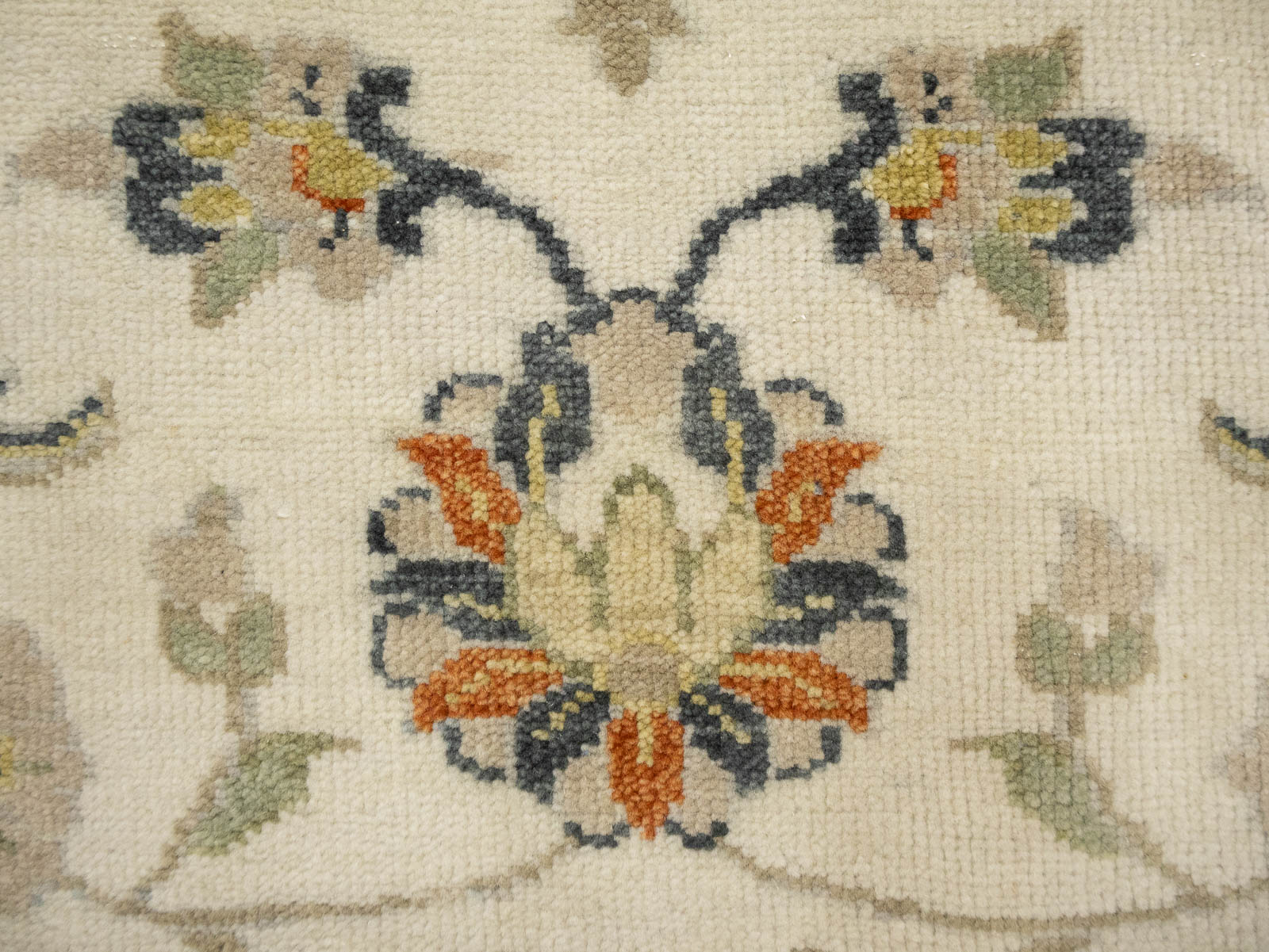 Ivory Traditional Floral 9x12 chobi Oriental Rug