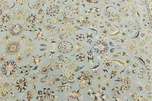 Light Blue Floral 10x14 Indo-Nain Oriental Area Rug