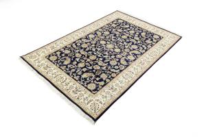 Dark Navy Floral 6X9 Indo-Nain Oriental Rug