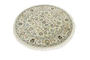 Cream Floral Traditional 4X4 Indo-Nain Oriental Round Rug