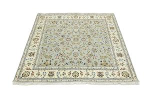 Light Blue Traditional 7x7 Indo-Nain Oriental Square Rug