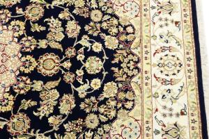 Dark Navy Floral 5'6X8 Indo-Nain Oriental Rug
